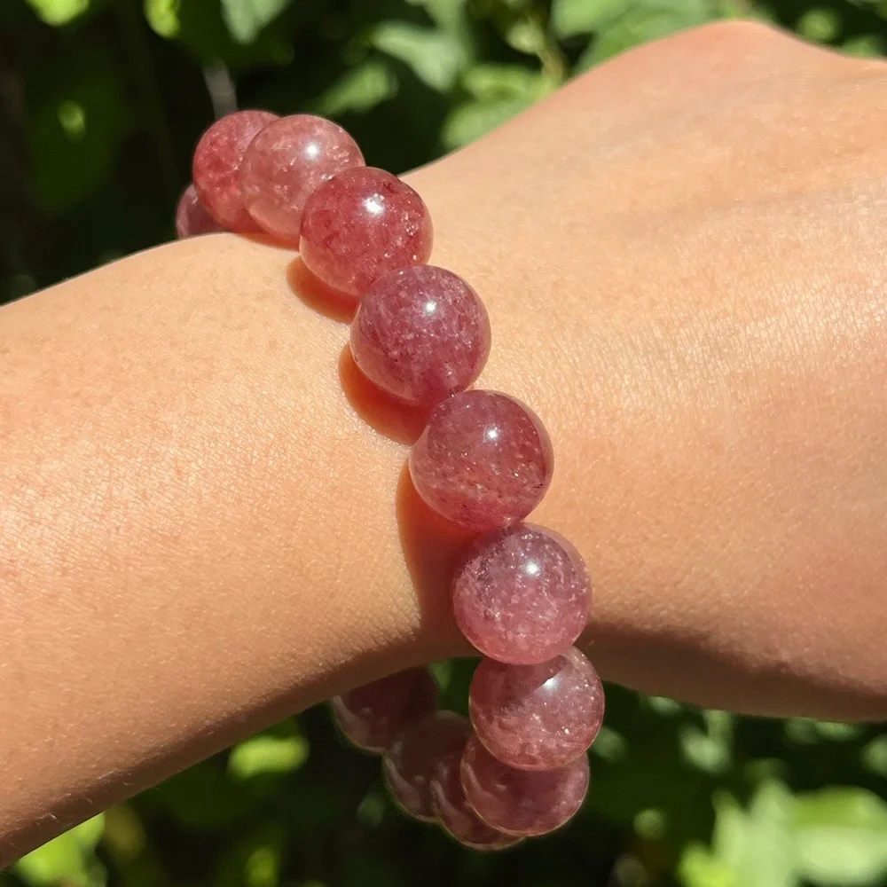 13mm stretchable strawberry quartz‎ bracelet